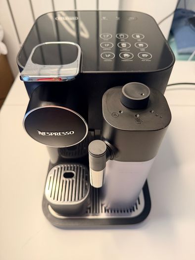 Nespresso grand latissima