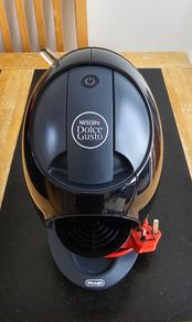 Nescafe Dolce Gusto Coffee Machine de longhi
