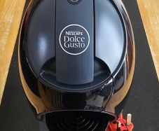 Nescafe Dolce Gusto Coffee Machine de longhi