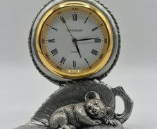 Seiko table clock
