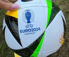Adidas Fussballliebe UEFA EURO 2024 League Match Ball Replica