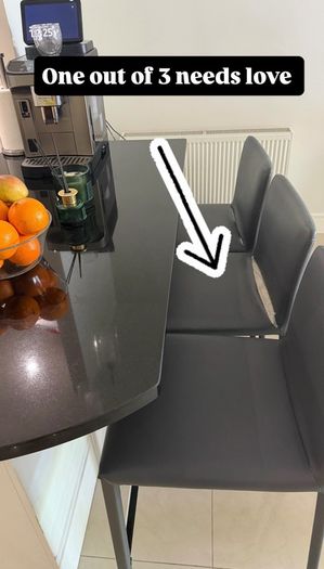 3 Grey Bar Stools - 25 EUR each