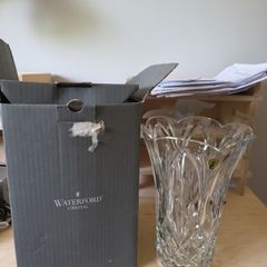 waterford crystal 10inch vase