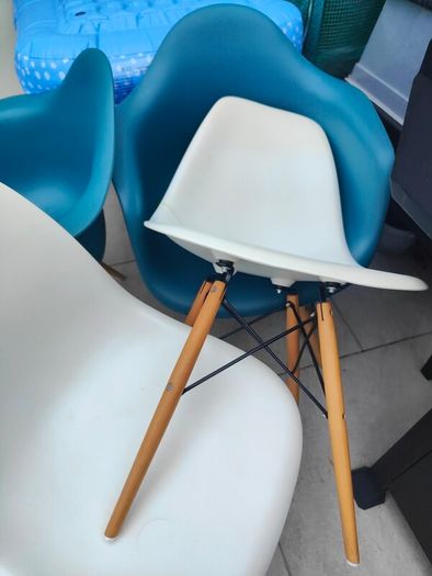 4 dinning chairs