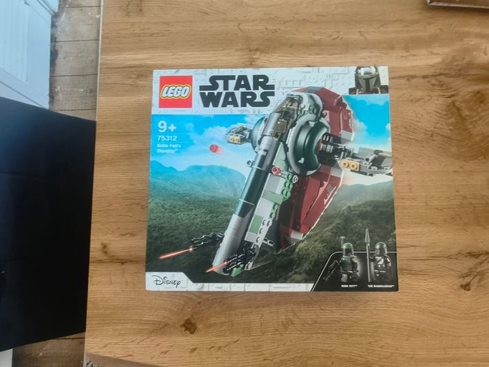 Lego Set 75312- Boba Fett's Starship