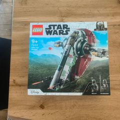 Lego Set 75312- Boba Fett's Starship