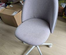 desk chair