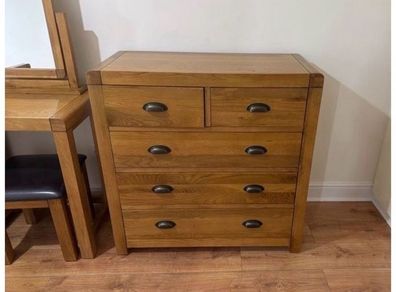 Solid Oak Chest of Drawers Excellent Condition