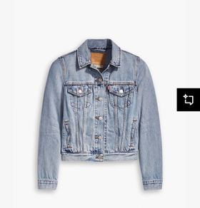 BNWT Woman's Levi's Denim Jacket size XS