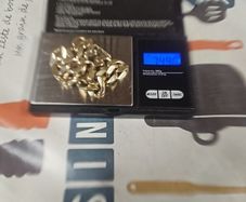 gold braclet