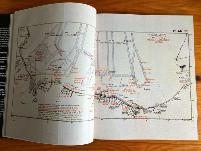 War book:'D-Day The Story Of D-Day Through Maps'