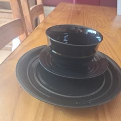 black dinner service