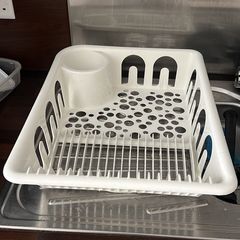 White Plastic Dish Drainer Drying Rack