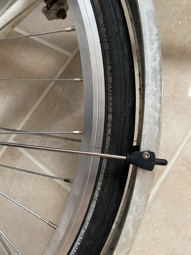Woman or mens Hi-nelly bike