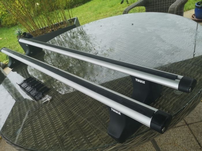 Thule roof bars