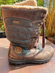 Timberland  size 6 or 8.5M