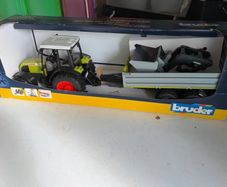 Bruder Tractor & Trailer