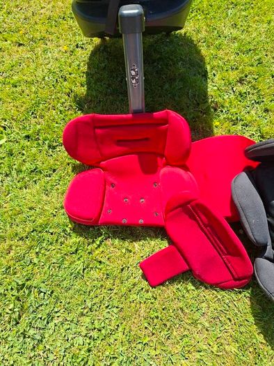 JOIE 360 swivel car seat