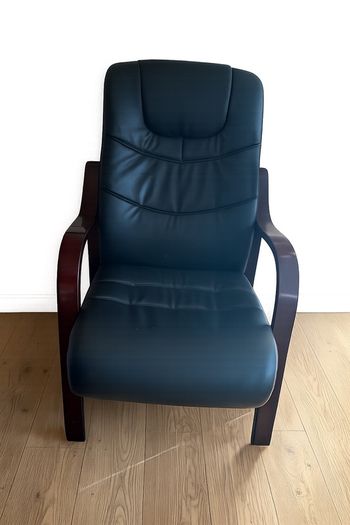 Black leather Arm chair
