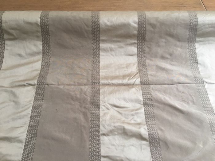 Silk, Stunning, 17.5 metres