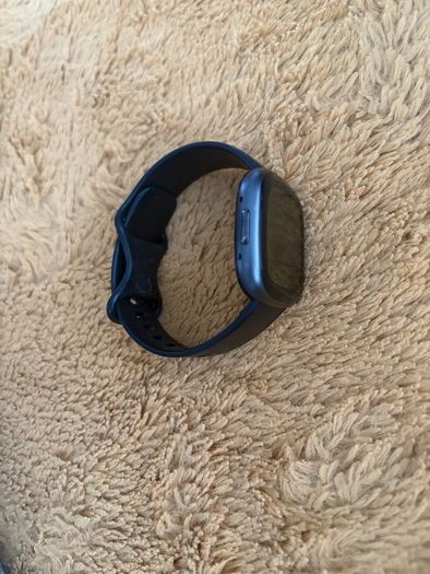 Fitbit Versa 4