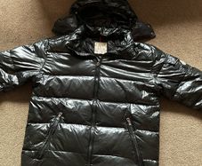 1:1 replica Moncler puffer jacket ( down jacket- feathered insulation)