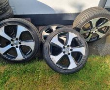 Genuine mk7 golf GTI/Michelin pilot sport 5 x2 Pirelli P7 x2 tyres