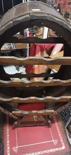 wine cabinet