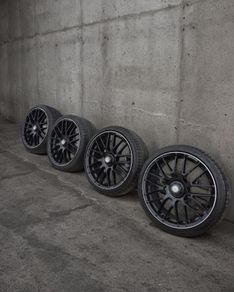 20" Mercedes AMG Black Alloys