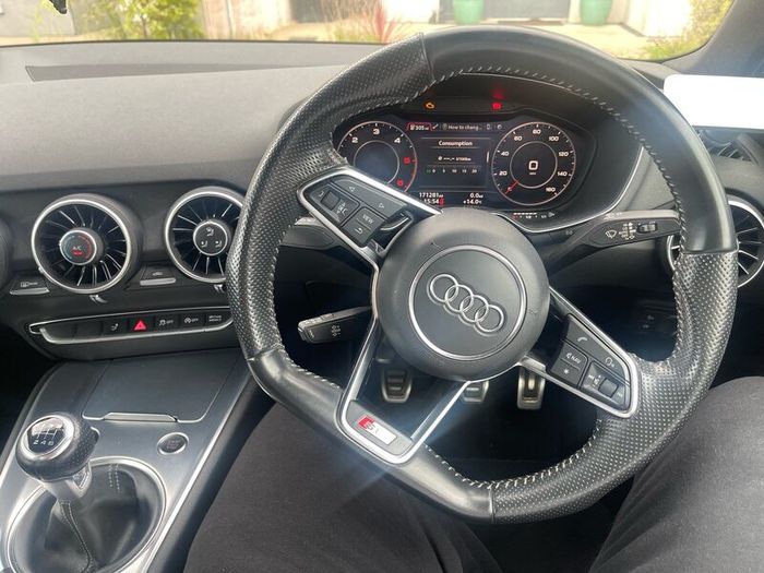 161 Audi TT 2.0 TDI 190bhp S-Line Coupe