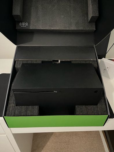 Xbox Series X + 2TB Hard Drive + Accessories