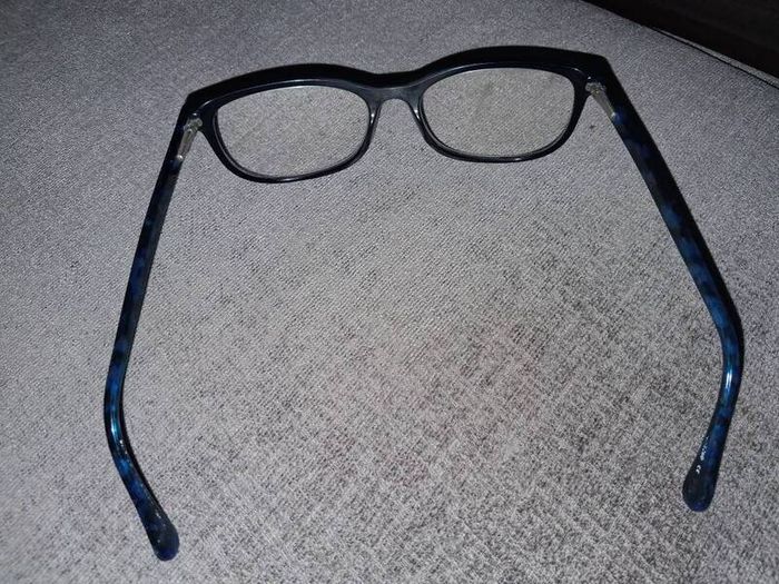 Free With Anything Bought Out Of My Ads!! - Converse Glass Frames - RRP - 130.00 - Approx - Size - Width - 140mm x Dept - 140mm - Height - 45mm