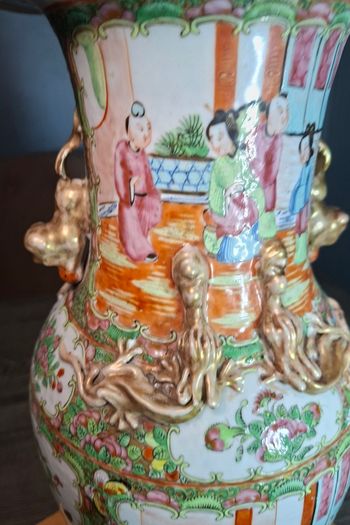 19th century Chinese Canton famille rose vase