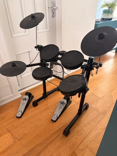 Millenium HD-120 Electric Drum Set