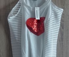 Cold shoulder top size fits s s-m