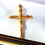 Vintage Hallmarked 9ct Gold Crucifix Image 2