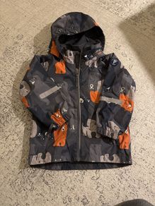 Polarn O.Pyret rain jacket like new. Size 5-6 116cm for sale