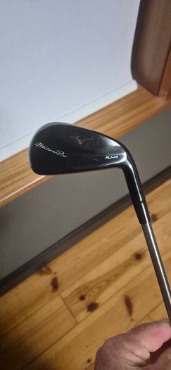 Mizuno Fli Hi 3