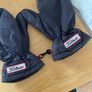 Titleist Winter Golf Mitts. Image 5