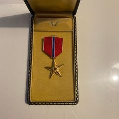 Original Cased U.S. Bronze Star Medal. LIGI Marked. 1970s-1980s Issue. Militaria