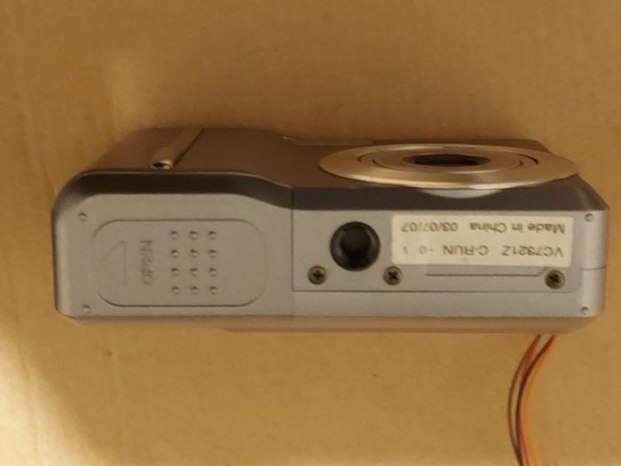 PENTAX 7 Megapixels Digital Camera, takes 2 AA Batterys, works fine, in very good cosmetic condition