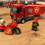 Lego City Burger Hut Fire 60214 Image 7