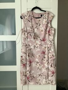 Knee length Phase Eight ladies dress