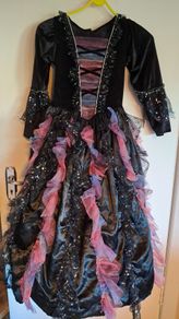 witches costume age 7-8