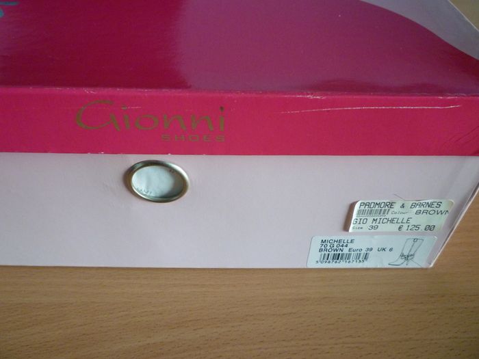 Gionni rustic brown leather boots Size Uk 6 Eu 39 with original box Immaculate. Euro 125 new