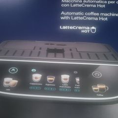 Bean to cup coffee machine