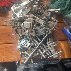 hinges and handles for kitchen cabinets