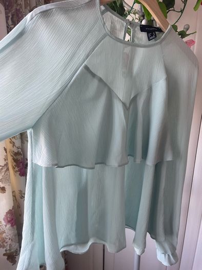 blouse mint green size 10 long sleeve frilled blouse