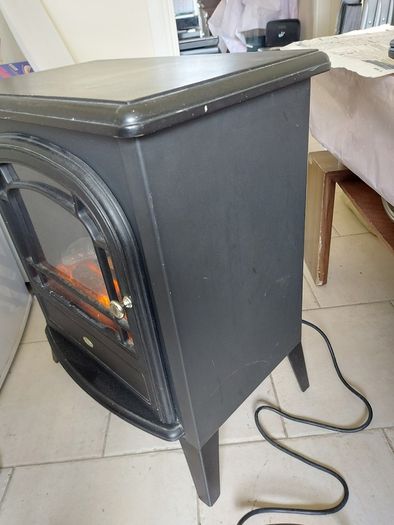 Dimplex Electric Stove Heater, Model CLB. 20L, working perfect and in very good condition
