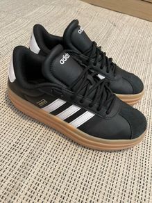 Adidas VL Court Black UK 4 Like New